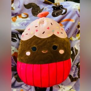 12” Ottie Chocolate cupcake squishmallow